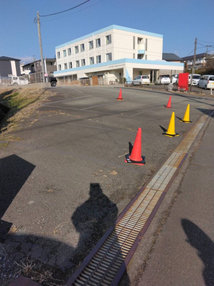 駐車場ライン引き
